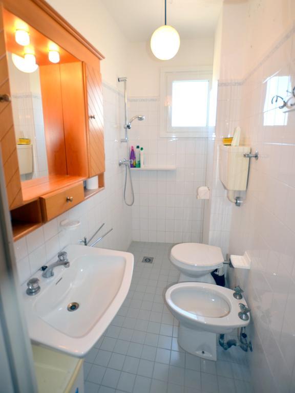 Lignano Sabbiadoro Sea Front Apartment ภายนอก รูปภาพ